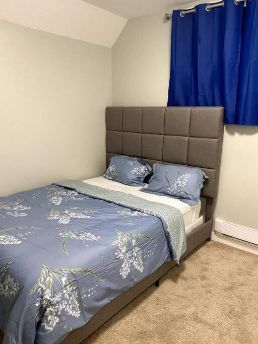Beautiful And Spacious 1 Room In A Very Quiet Area Airdrie Exterior foto